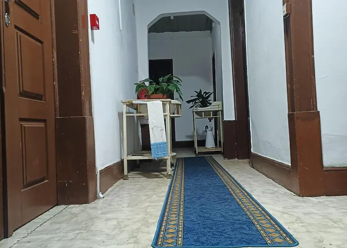 Residencia Paris 招待所